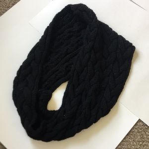 Black scarf